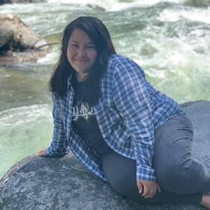 Meet your Posher, Lana